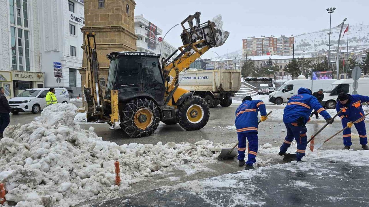 Yozgat'ta kar etkili: kar kalınlığı yaklaşık 20 santimetre