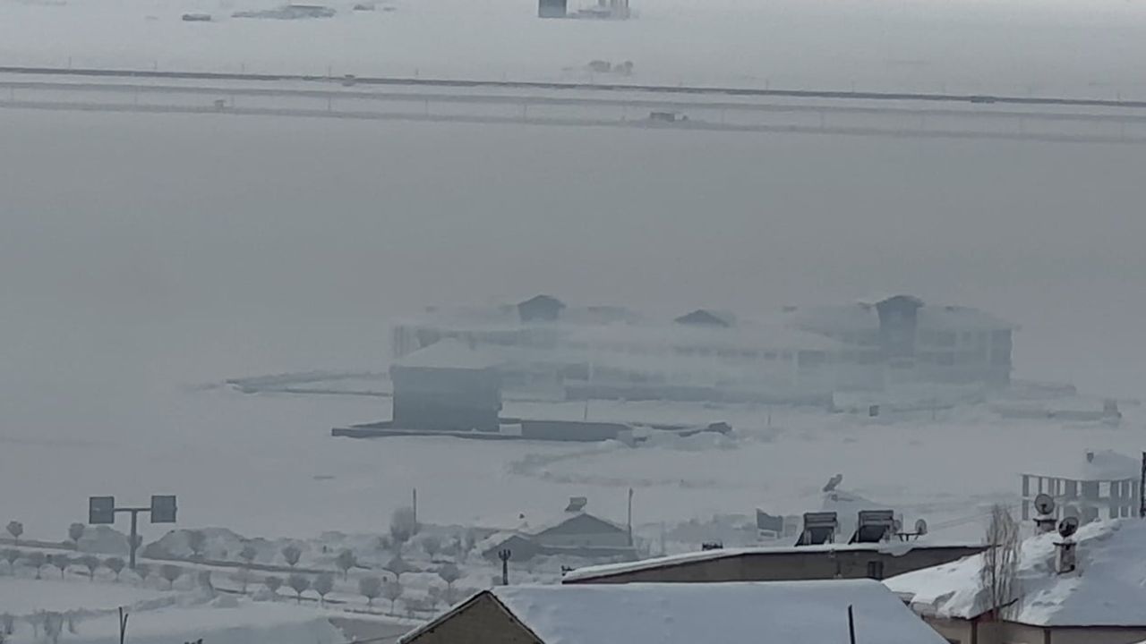 Yüksekova-Ankara seferleri yoğun sis nedeniyle iptal edildi