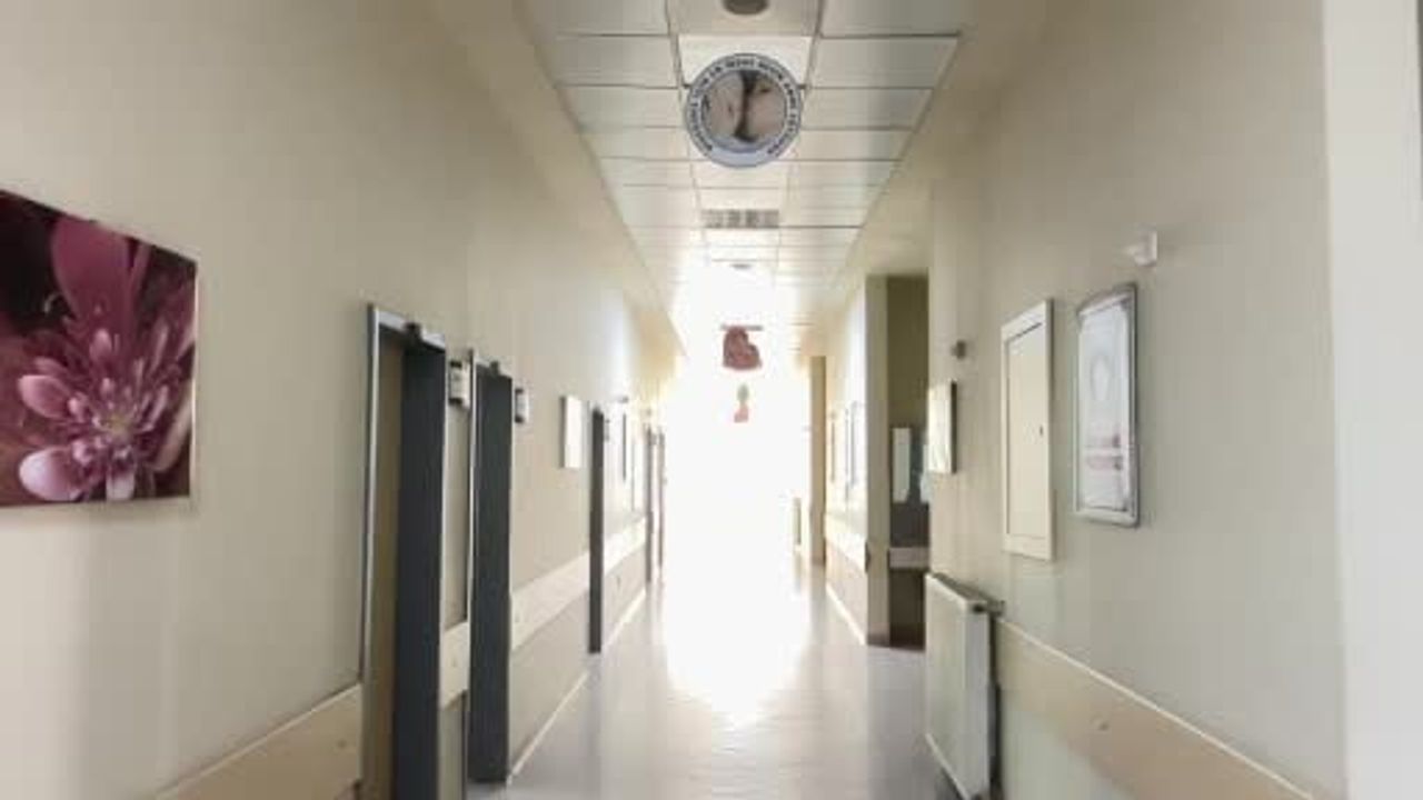 Yüksekova'da 2026'nın İlk Bebeği 'Rojevin'