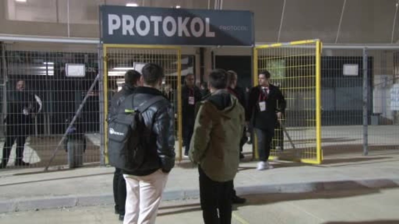 Yüksel Yıldırım: "Kaleci İrfan Can Eğribayat transferi için Fenerbahçe ile anlaştık"