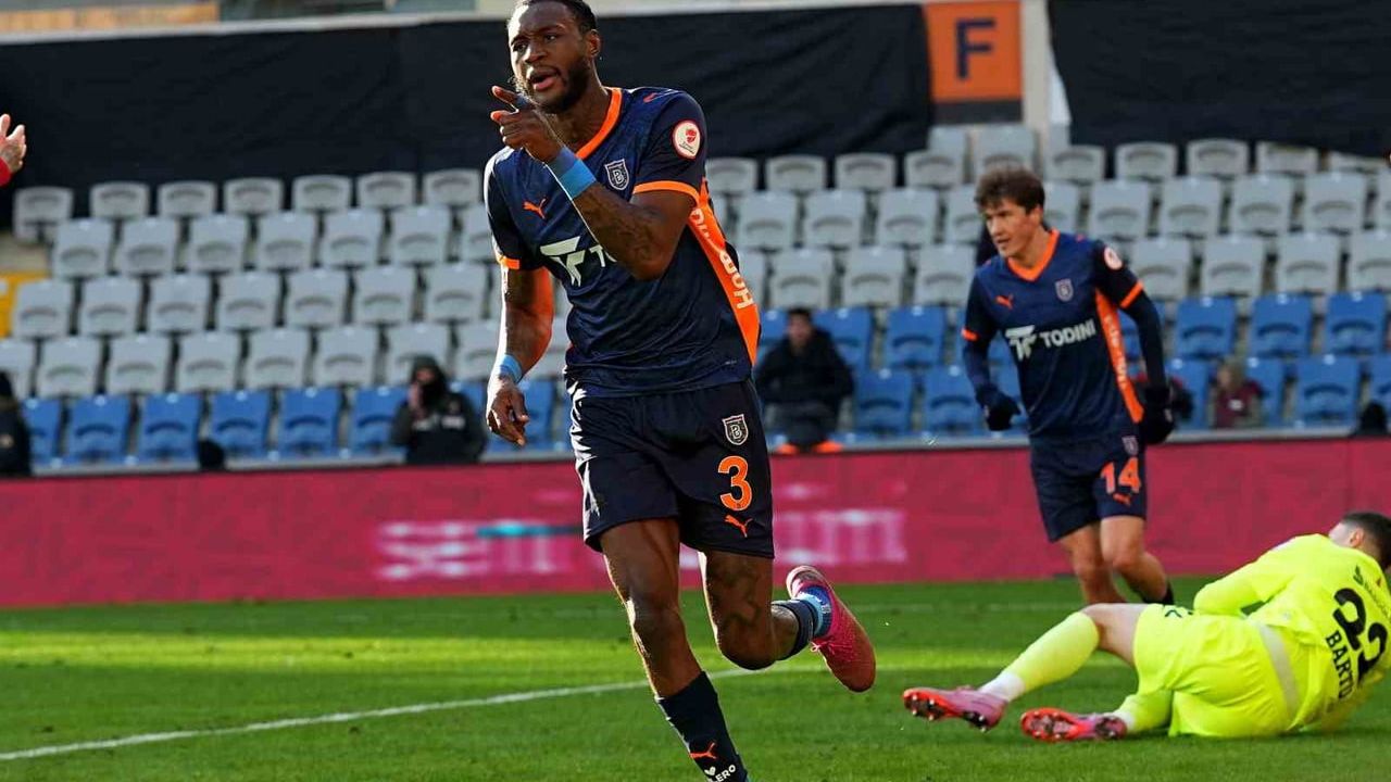 Ziraat Türkiye Kupası: RAMS Başakşehir 1-1 Boluspor (İlk Yarı)
