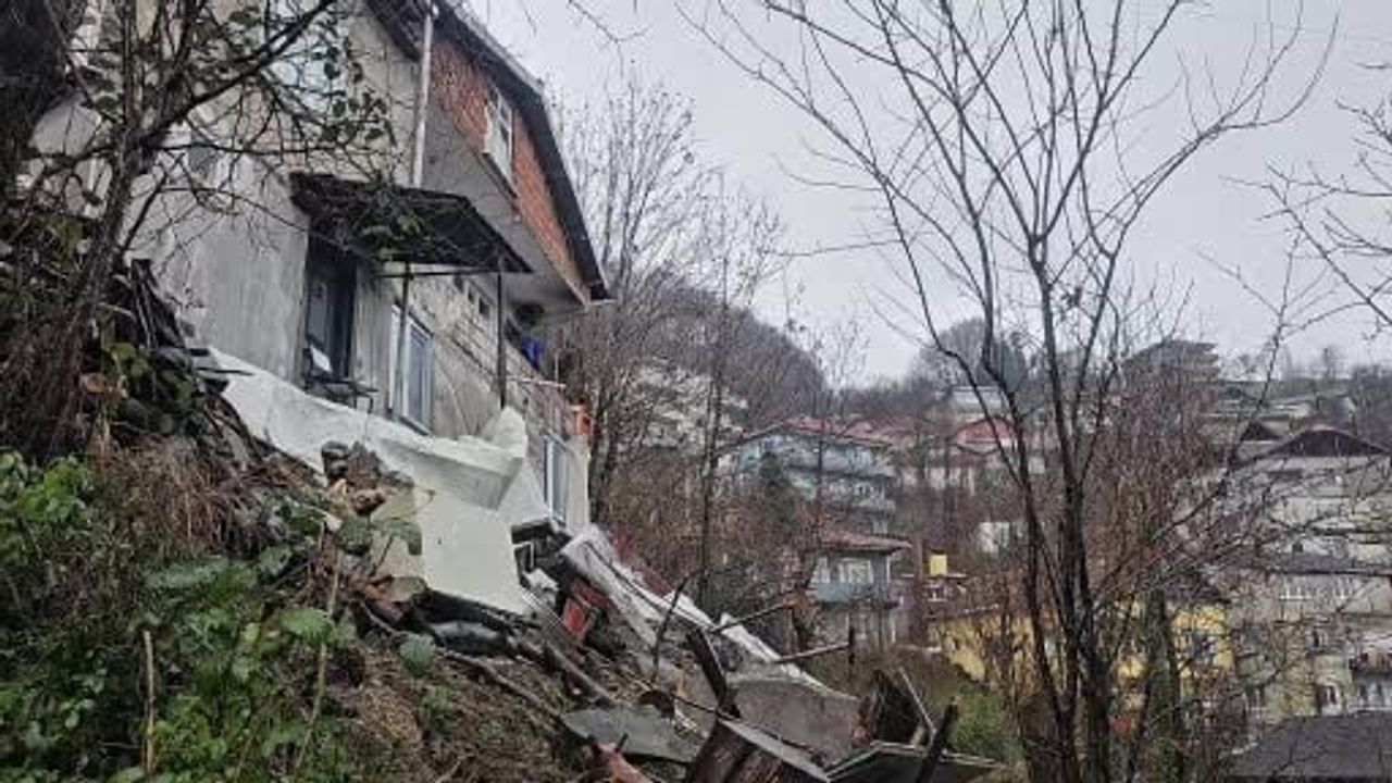 Zonguldak'ta istinat duvarı heyelanı: 8 kişi tedbir amaçlı tahliye edildi