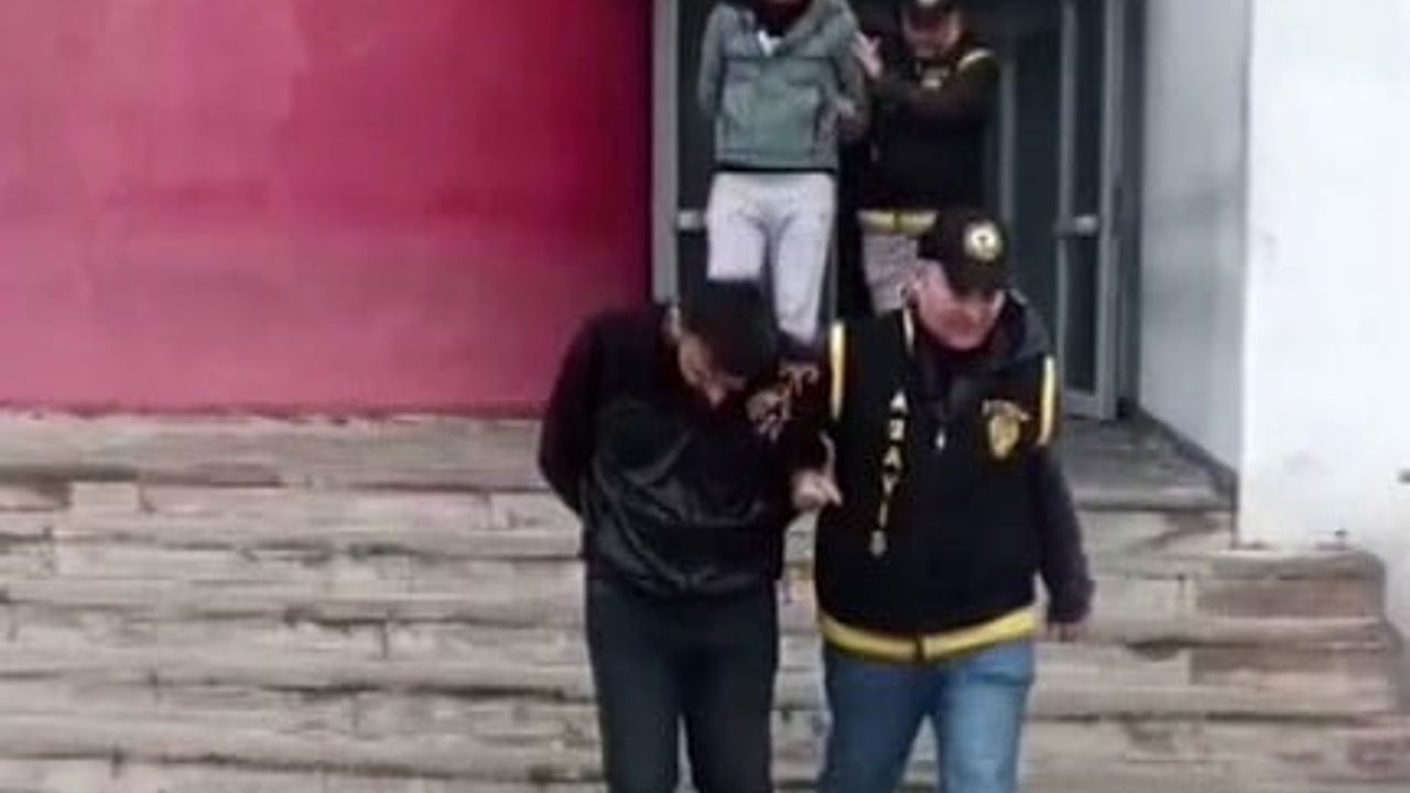 Adana'da 'kredi limiti' vaadiyle milyonluk dolandırıcılık — iki şüpheli tutuklandı