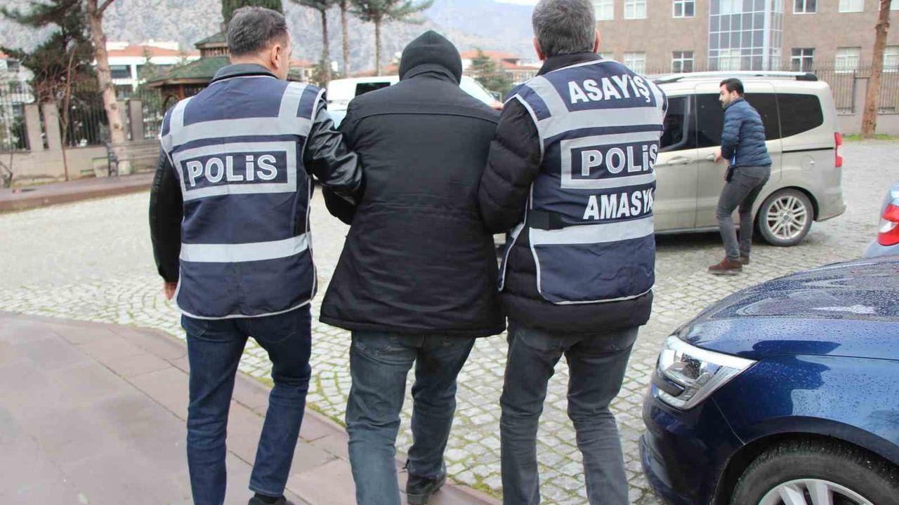 Amasya’da 16 yıl 9 ay 7 gün hapis cezası bulunan şüpheli yakalandı