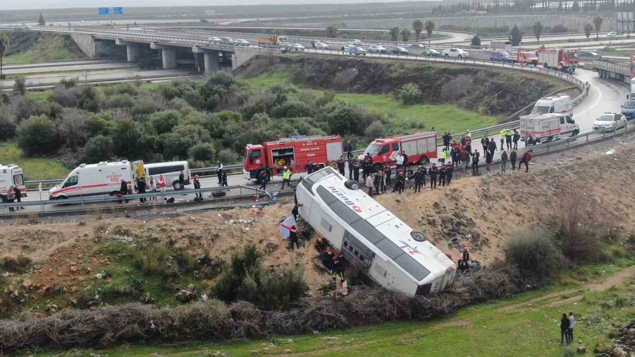 Antalya'daki otobüs kazasında can kaybı 10'a yükseldi