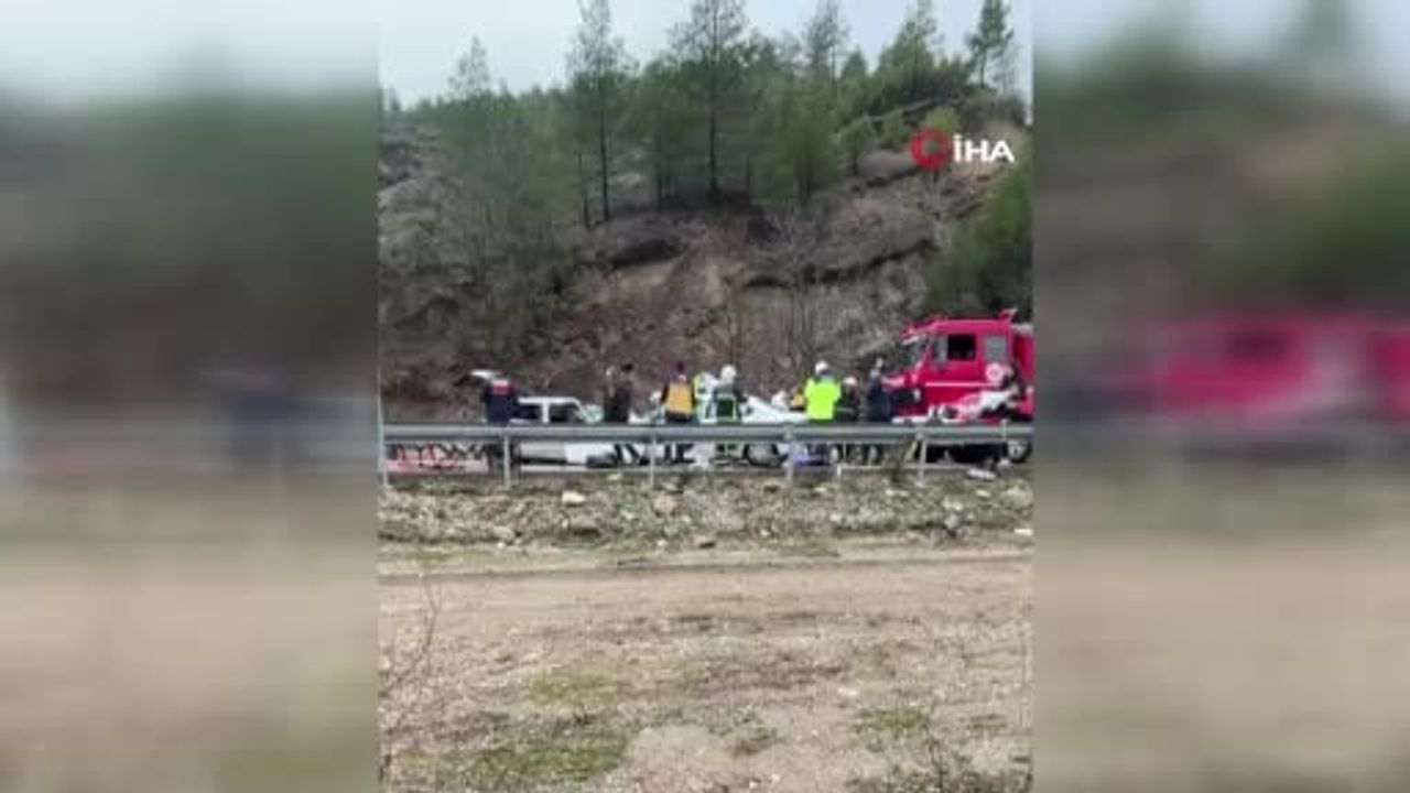 Antalya-Isparta kara yolunda feci kaza: 6 ölü, 6 yaralı