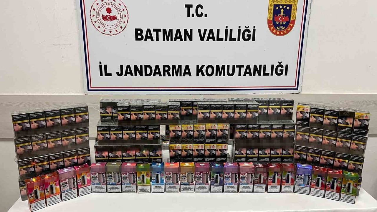 Batman'da kaçakçılık operasyonu: Çok sayıda silah ve kaçak eşya ele geçirildi