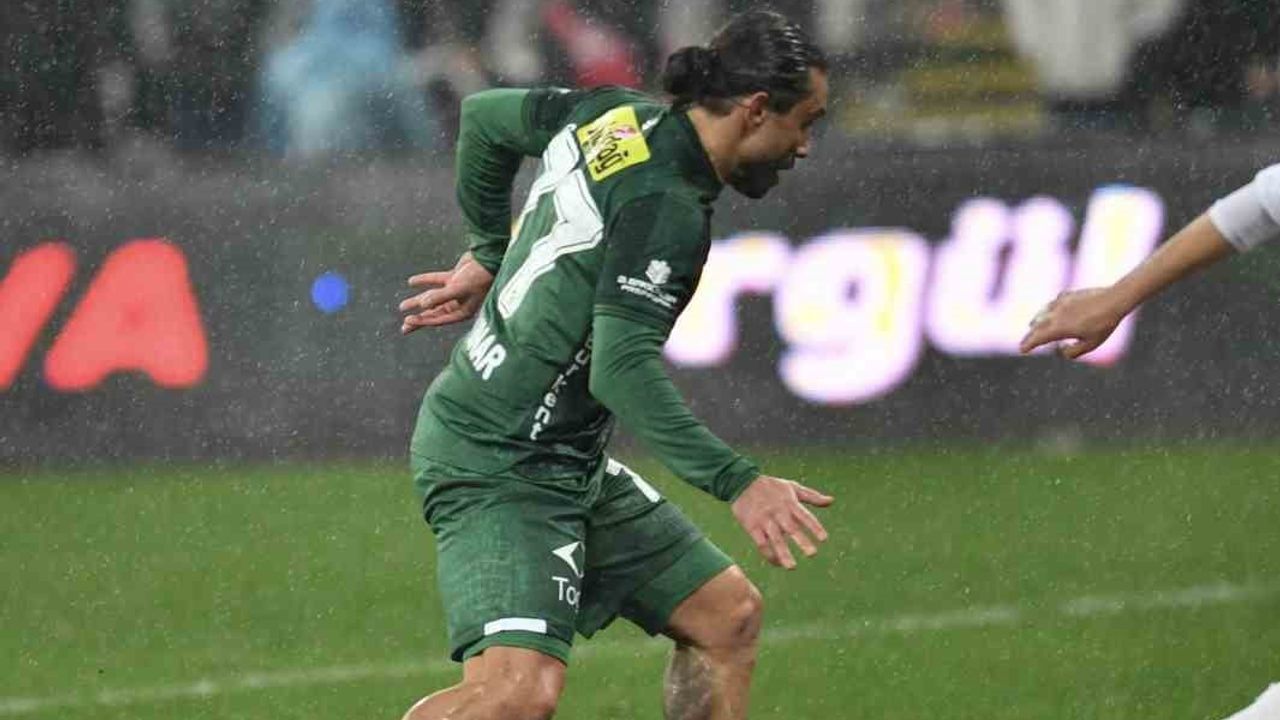 Bursaspor 6-0 Adanaspor — TFF 2. Lig Kırmızı Grup 22. Hafta