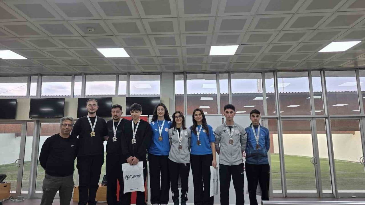 Erzincanlı sporcular Trabzon Havalı Silahlar 1. Grup Müsabakalarında derecelere uzandı