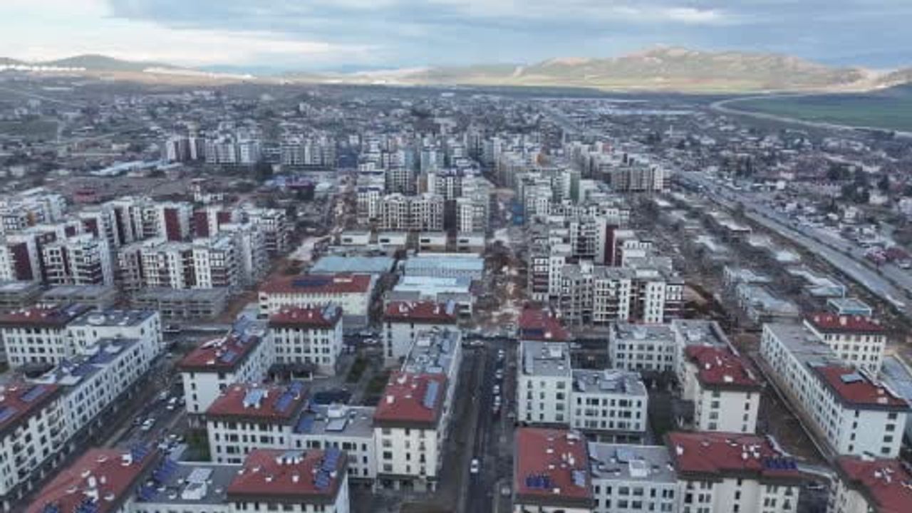 Gaziantep’te Nurdağı ve İslahiye’de deprem konutlarının yüzde 95’i tamamlandı