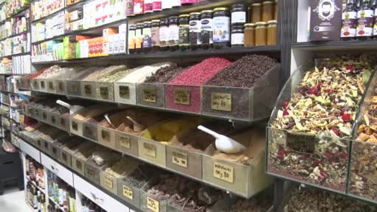 Grip ve geçmeyen öksürüğe doğal çözüm: Akgünlük Sakızı