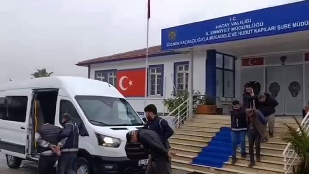 Hatay’da 12 Göçmen Yakalandı, 4 Organizatör Tutuklandı