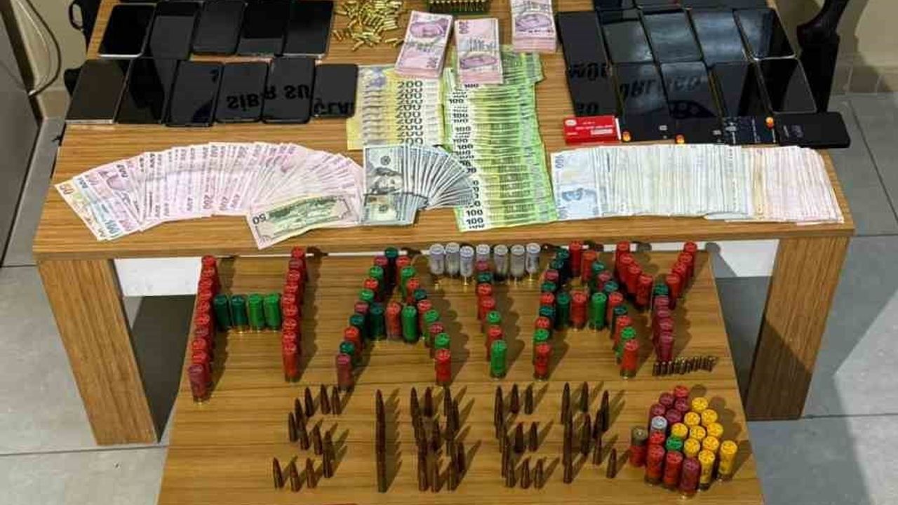 Hatay'da IBAN'larla Yasa Dışı Bahis Transferlerine Operasyon: 19 Gözaltı