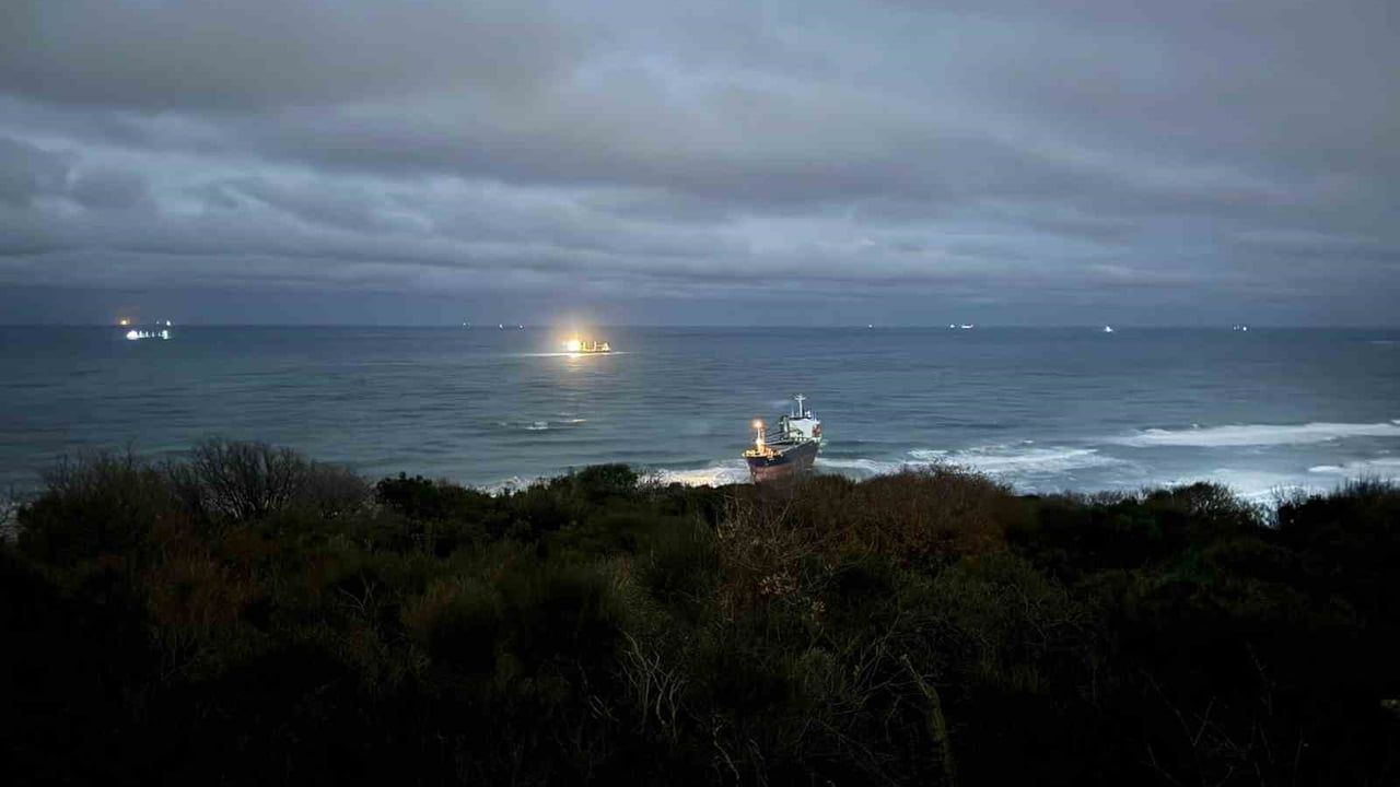 Kastamonu'da vurulan Razouk Sarıyer açıklarında karaya oturdu
