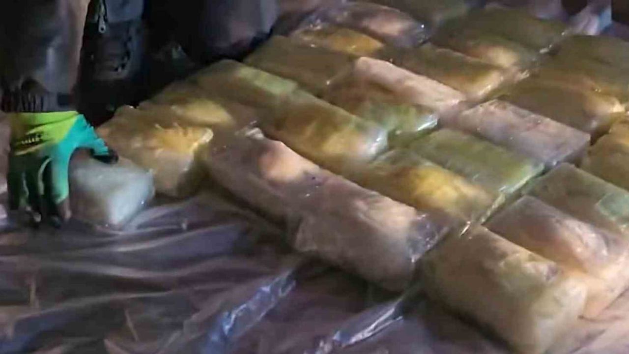 Şırnak’ta 142 kilogram metamfetamin ele geçirildi