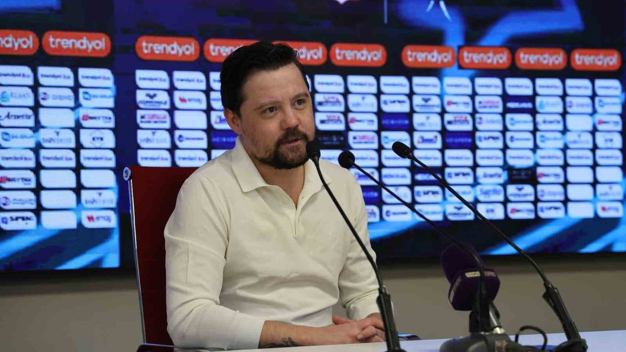 Uğur Uçar: Maç performansından memnun değilim