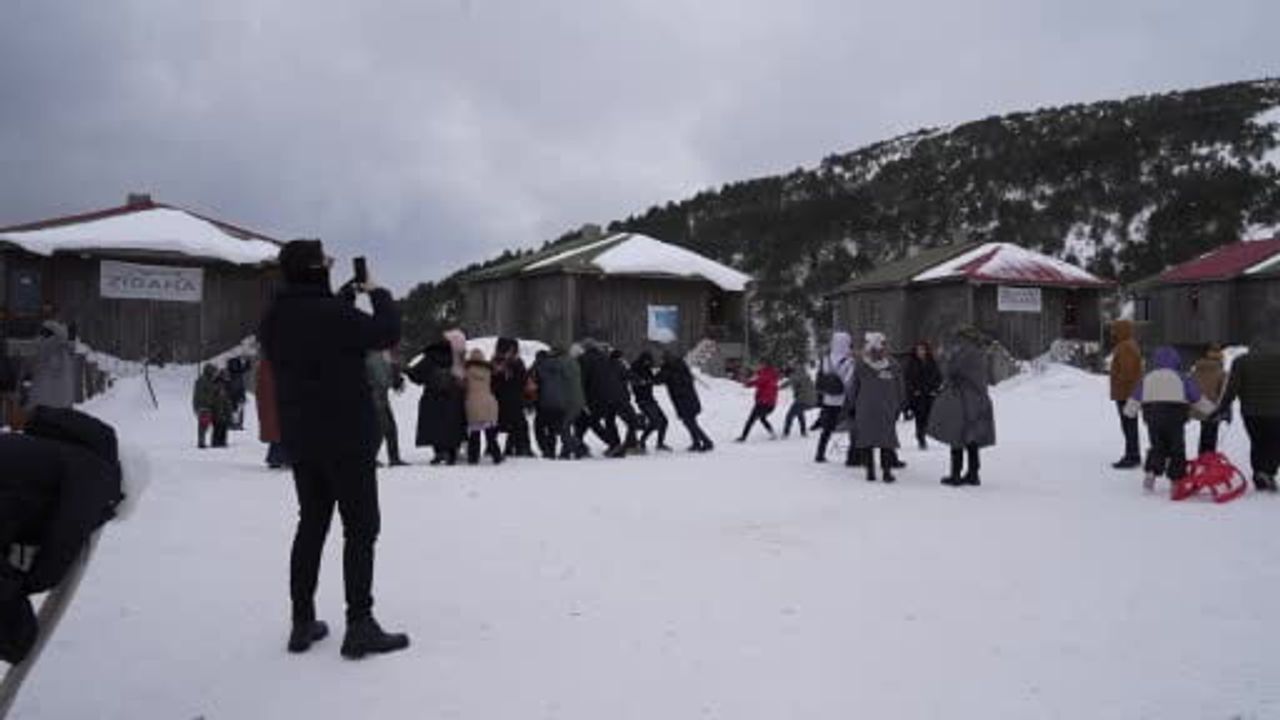 Zigana Dağı'nda Sömestrde 80 Bin Ziyaretçi: Gümüşkayak'ta Yoğun Sezon