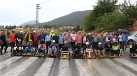 Adana'da Tahta Ralli Araba Yarışları Heyecanı