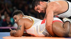 Taha Akgül Paris 2024'te Çeyrek Finale Yükseldi