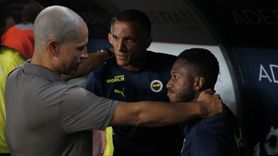 Fenerbahçe, Antalyaspor'un Yenilmezliğini Sonlandırdı