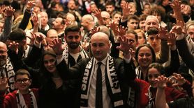 Beşiktaş Kulübü Başkanı Yücel, Taraftarlarla Buluştu