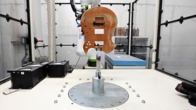 Cem Köksal'dan Yeni Dönem: Yerli Gitar Üretimi Dünyaya Açılıyor