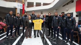 Kayserispor'dan Huzurevi'ne Anlamlı Ziyaret