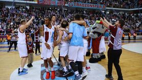 Trabzonspor Süper Lig'e Yükselmeyi Garantiledi