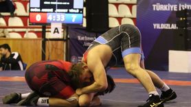 Türkiye İşitme Engelliler Güreş Şampiyonası Sivas'ta Başladı