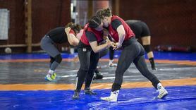 Kadın Güreş Milli Takımı Moğolistan İçin Hazırlanıyor