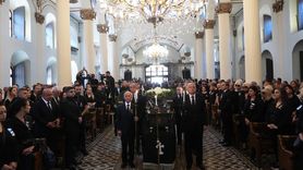 Dikran Gülmezgil İçin Cenaze Töreni Düzenlendi