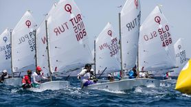 Milli Yelkencilerimizden Çeşme'de Tarihi Başarı