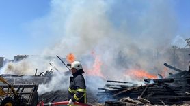 Amasya'da Kereste Deposunda Yangın
