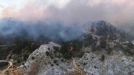 Antalya'da Orman Yangınlarıyla Mücadele Devam Ediyor