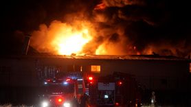 Arnavutköy'deki Fabrikada Yangın Çıktı