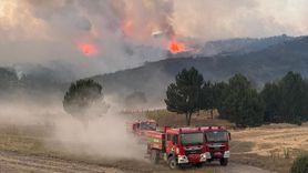 Eskişehir'deki Orman Yangını Afyonkarahisar'ı Tehdit Ediyor