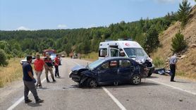 Gümüşhane'de Otomobil Kazası: Dört Yaralı