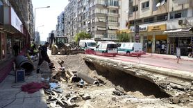 İzmir'de Doğal Gaz Borusu Patladı: Trafik Akışı Kesildi