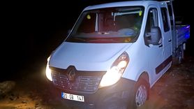 Kars'ta Sel ve Heyelan 11 Araç Mahsur Kaldı