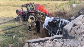 Mardin'de Otomobil ile Traktör Çarpıştı: 2 Yaralı