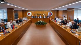 TÜRK-İŞ Başkanı Ergün Atalay'dan Grev ve Toplu İş Sözleşmeleri Açıklaması