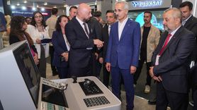 Ulaştırma ve Altyapı Bakanı Uraloğlu IDEF 2025'i Ziyaret Etti