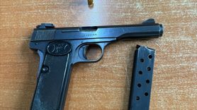 Adana'da Motosiklet Kovalamacasında Ruhsatsız Tabanca Ele Geçirildi