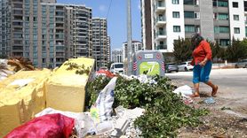 Adana Seyhan'da Çöpler Kötü Kokuya Neden Oluyor