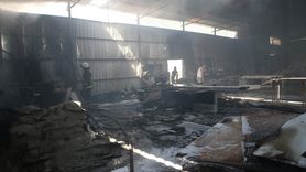 Antalya'da Mobilya Atölyesinde Yangın