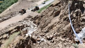 Batman-Bismil Kara Yolu Su ve Çamur Nedeniyle Kapatıldı