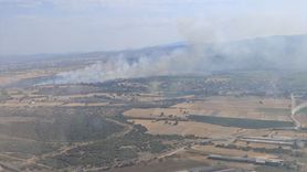 Çanakkale'de Orman Dışı Alanda Yangınla Mücadele Devam Ediyor