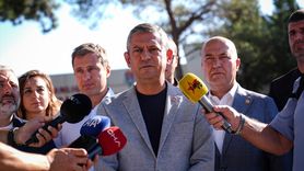 CHP Genel Başkanı Özgür Özel, İzmir Buca Ceza İnfaz Kurumu'ndaki Tutuklu Partilileri Ziyaret Etti