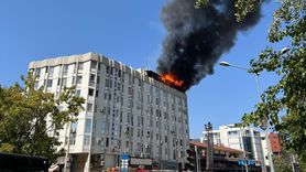 Denizli'de Tekstil Çarşısında Yangın: 2 Yaralı