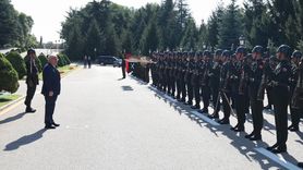 Devir-Teslim Töreni: Yaşar Güler ve Orgeneral Selçuk Bayraktaroğlu